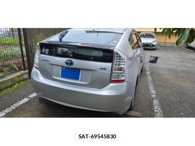 Toyota PRIUS 2010-04 8831176-5