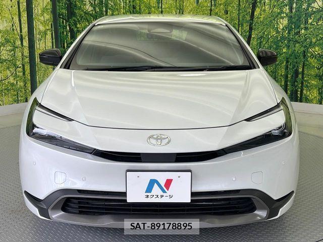 Toyota PRIUS 2024-08 8831110-14