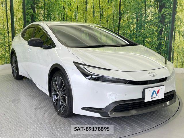 Toyota PRIUS 2024-08 8831110-16
