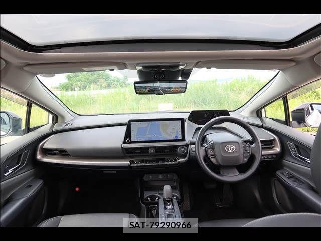 Toyota PRIUS 2023-12 8831093-8