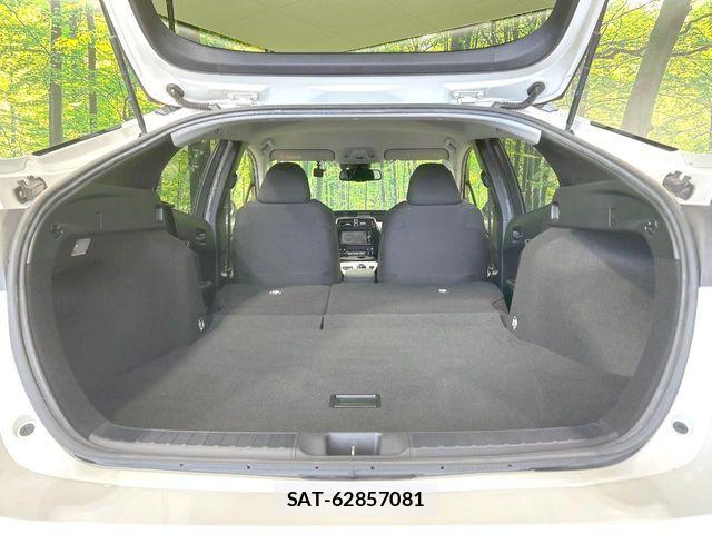Toyota PRIUS 2017-12 8831145-9