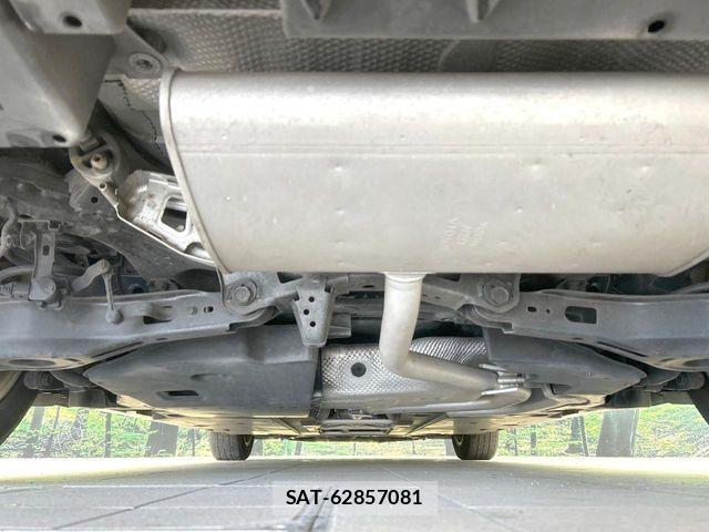 Toyota PRIUS 2017-12 8831145-18
