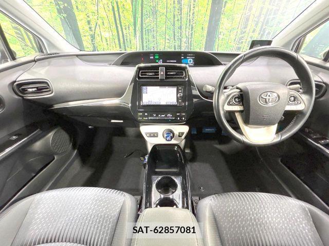 Toyota PRIUS 2017-12 8831145-1