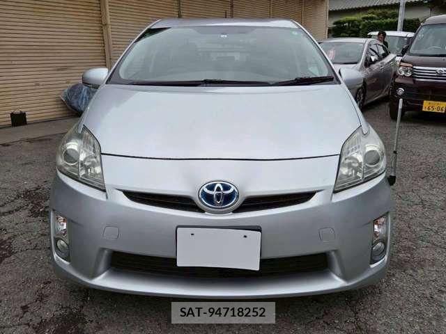 Toyota PRIUS 2010-06 8831168-5