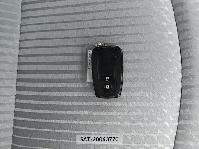 Toyota PRIUS 2016-04 8831133-19