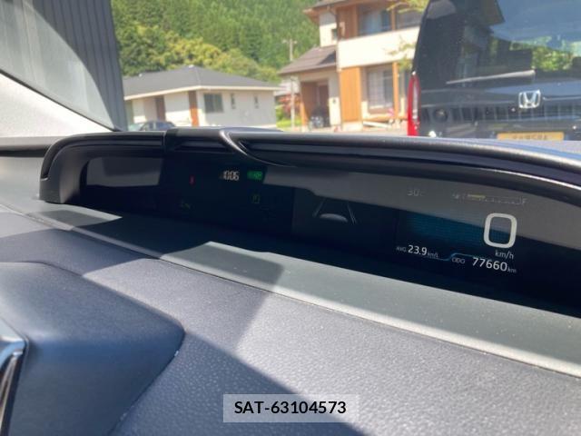 Toyota PRIUS 2022-09 8831120-17