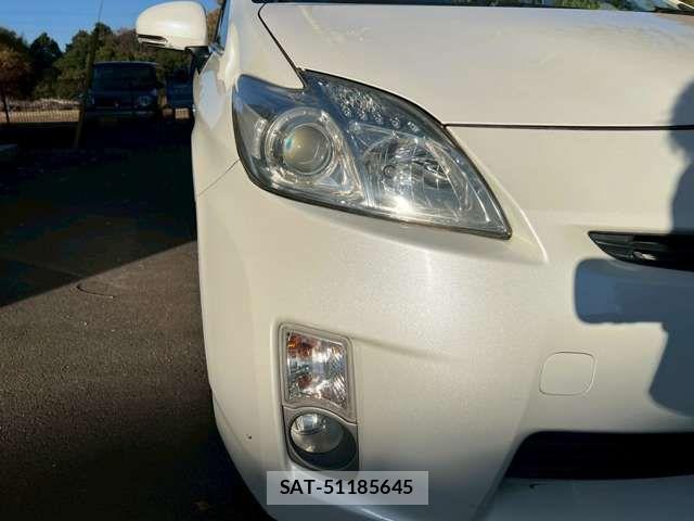 Toyota PRIUS 2010-08 8831172-15