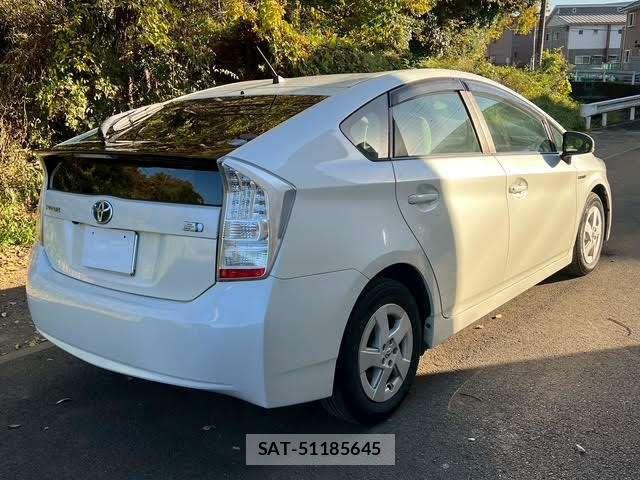 Toyota PRIUS 2010-08 8831172-8