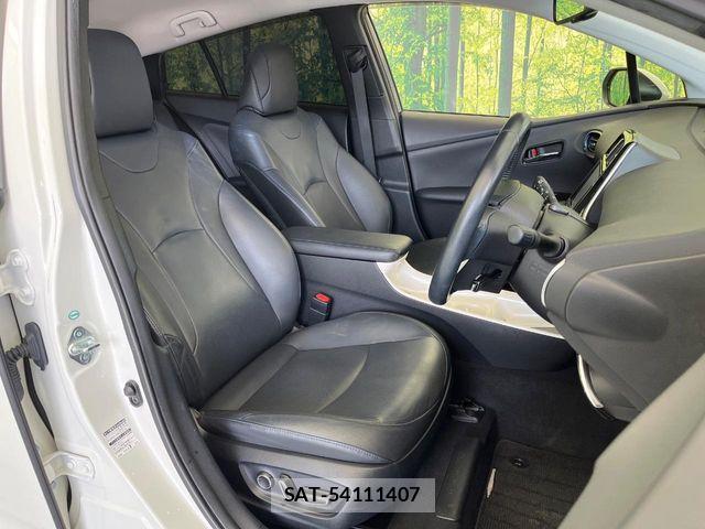 Toyota PRIUS 2016-04 8831118-8