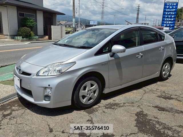 Toyota PRIUS 2011-08 8831175-4