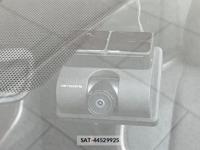 Toyota PRIUS 2025-09 8831102-5