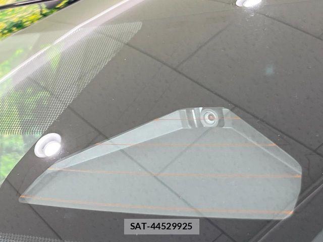 Toyota PRIUS 2025-09 8831102-6