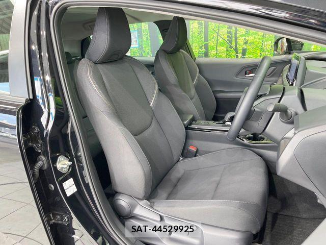 Toyota PRIUS 2025-09 8831102-7