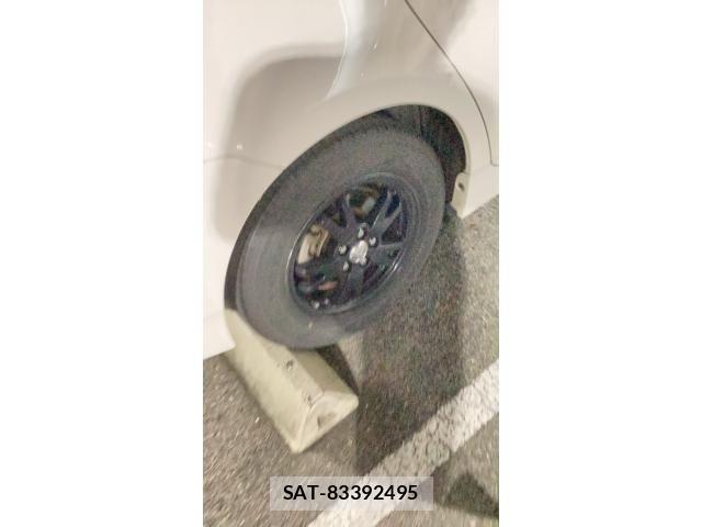 Toyota PRIUS 2010-08 8831189-13