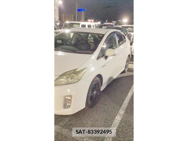 Toyota PRIUS 2010-08 8831189-16