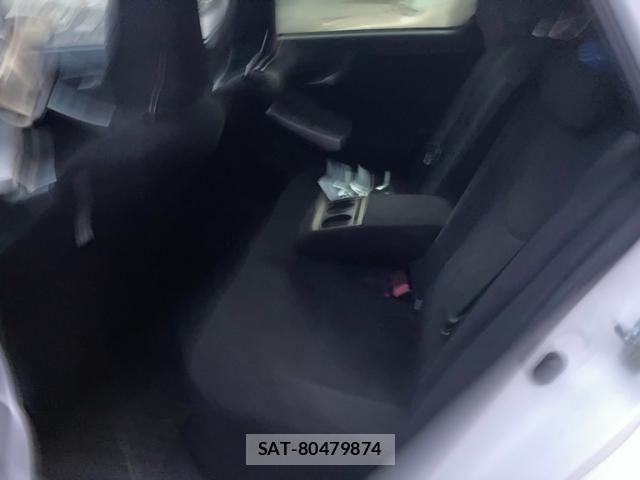 Toyota PRIUS 2013-06 8831187-13