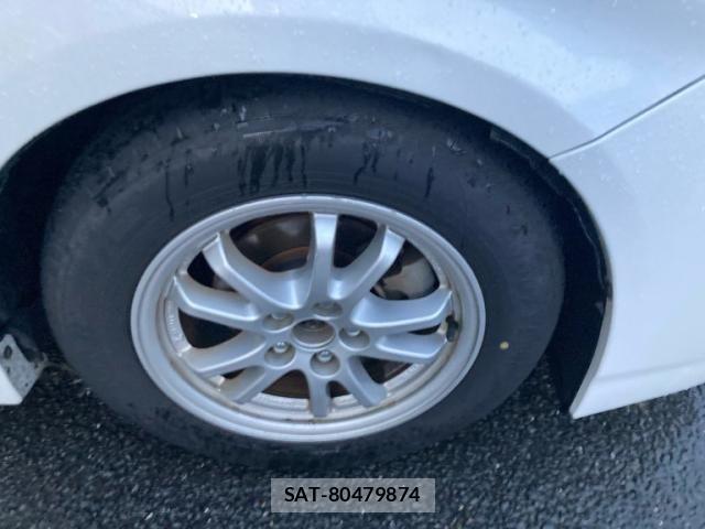 Toyota PRIUS 2013-06 8831187-8