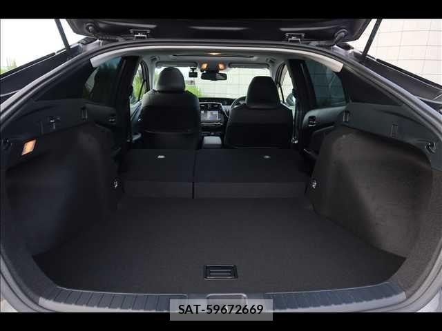 Toyota PRIUS 2021-08 8831103-20