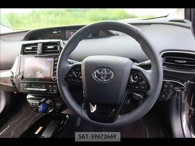 Toyota PRIUS 2021-08 8831103-29