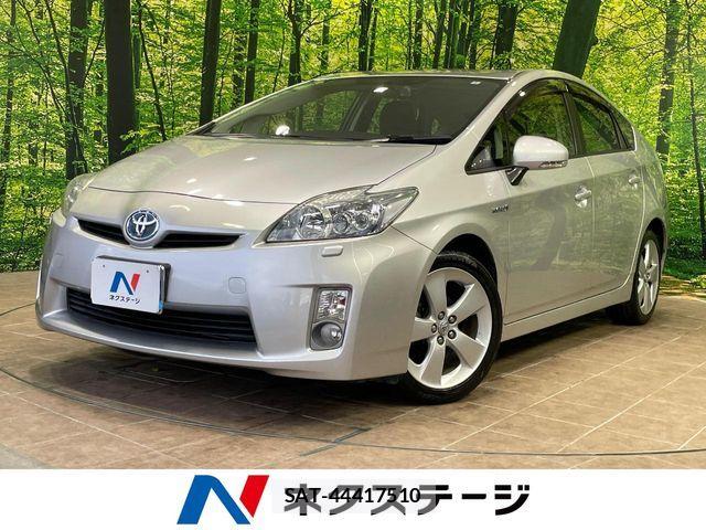 Toyota PRIUS 2012-01 8831160-0