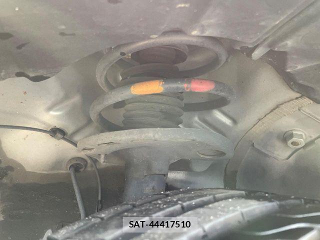 Toyota PRIUS 2012-01 8831160-19
