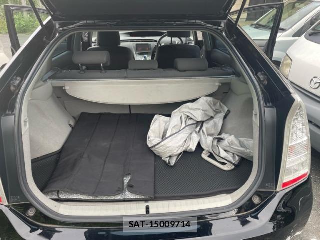 Toyota PRIUS 2010-07 8831192-17
