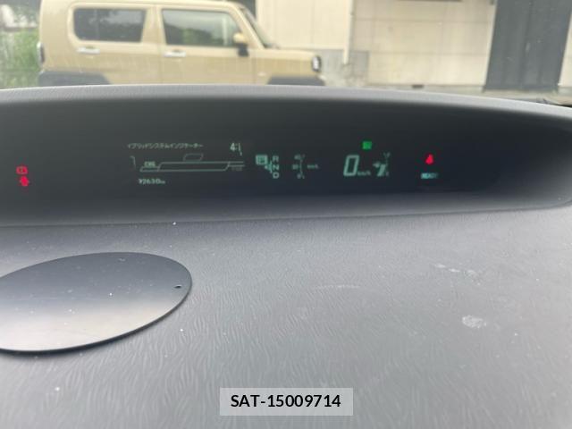 Toyota PRIUS 2010-07 8831192-18