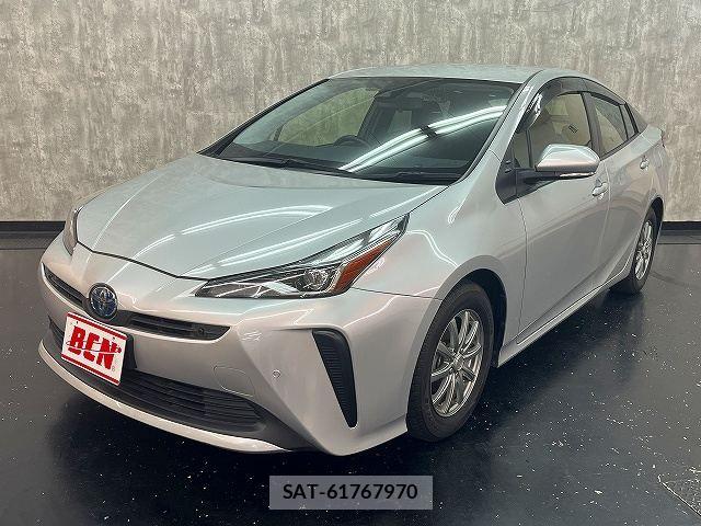 Toyota PRIUS 2021-02 8831123-27