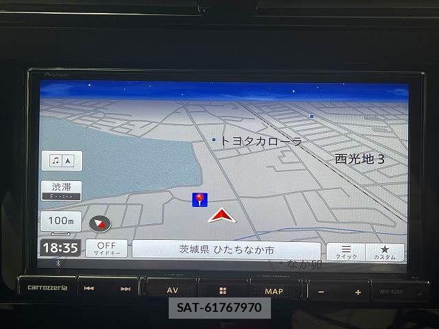 Toyota PRIUS 2021-02 8831123-3