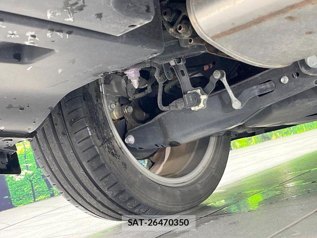 Toyota PRIUS 2022-04 8831113-18
