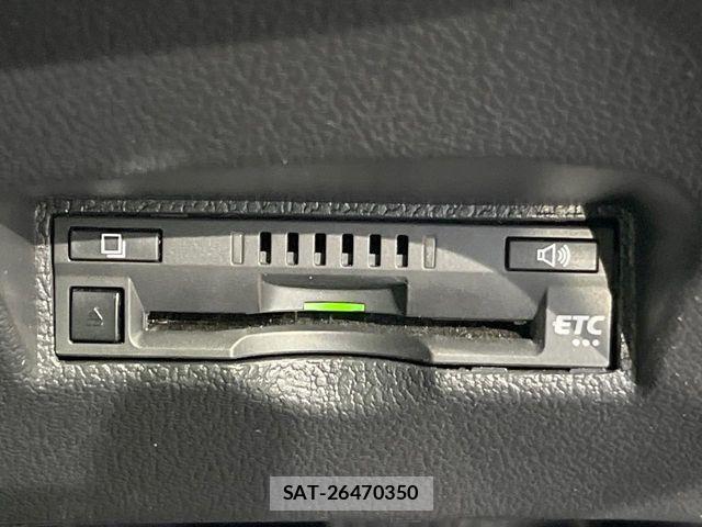 Toyota PRIUS 2022-04 8831113-5