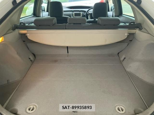 Toyota PRIUS 2010-09 8831186-17