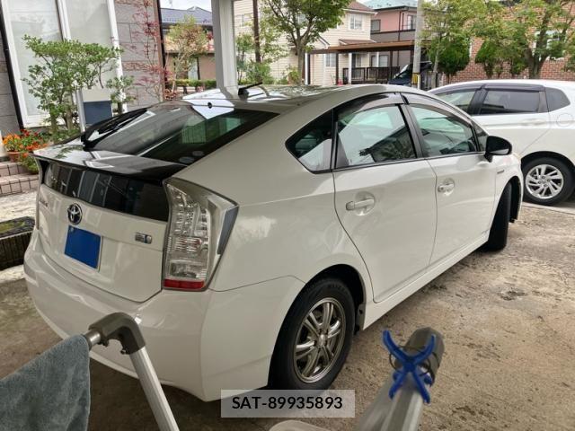 Toyota PRIUS 2010-09 8831186-3