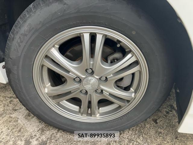 Toyota PRIUS 2010-09 8831186-5
