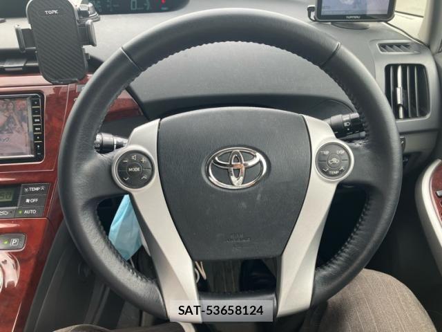 Toyota PRIUS 2010-03 8831191-15