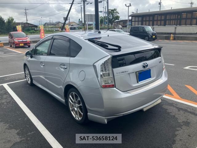 Toyota PRIUS 2010-03 8831191-1