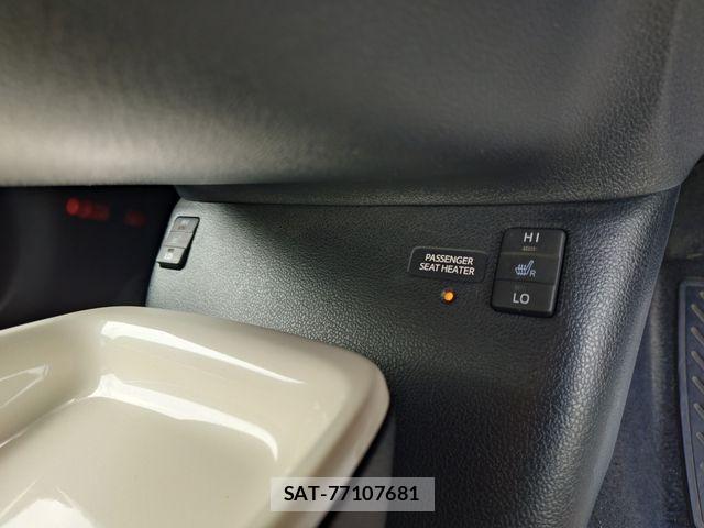 Toyota PRIUS 2016-07 8831153-22