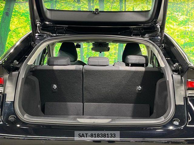 Toyota PRIUS 2024-02 8850376-9