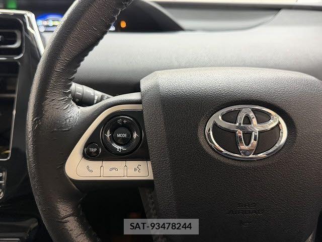 Toyota PRIUS 2016-06 8850385-10