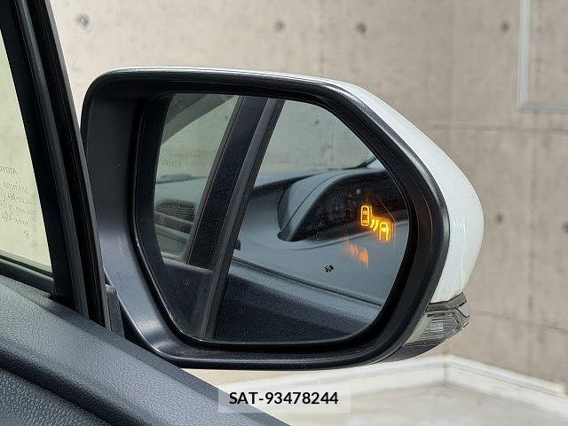 Toyota PRIUS 2016-06 8850385-13