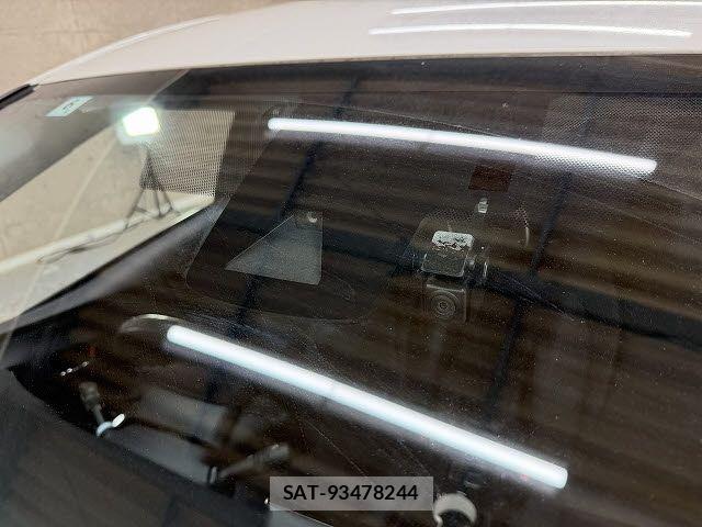 Toyota PRIUS 2016-06 8850385-16