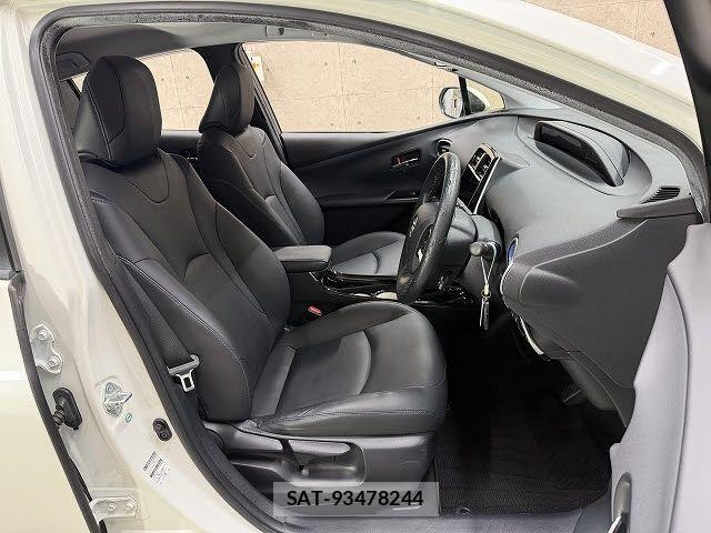 Toyota PRIUS 2016-06 8850385-3