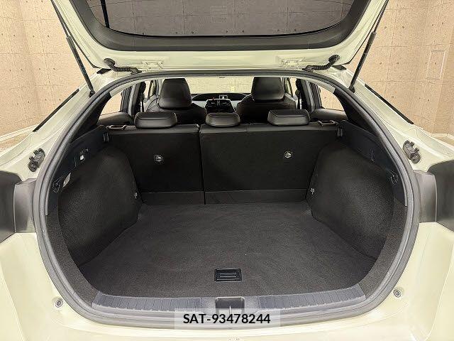 Toyota PRIUS 2016-06 8850385-5