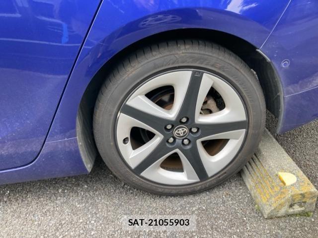 Toyota PRIUS 2016-01 8850404-9