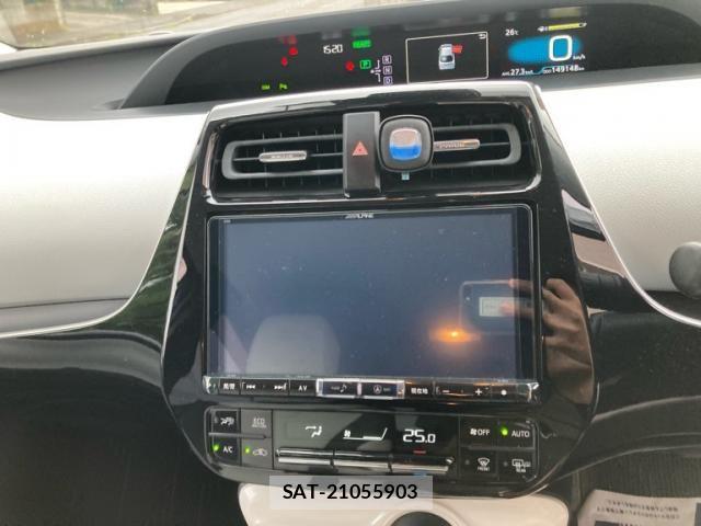 Toyota PRIUS 2016-01 8850404-23