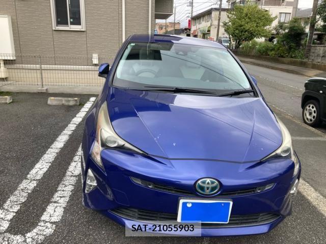 Toyota PRIUS 2016-01 8850404-2