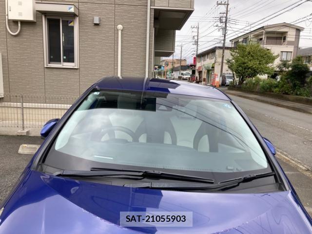 Toyota PRIUS 2016-01 8850404-3
