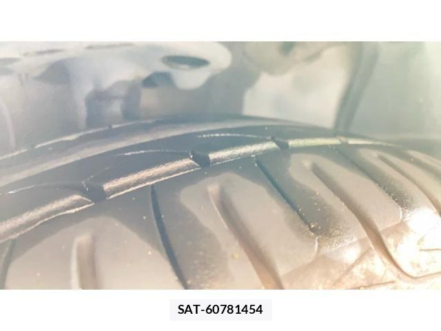 Toyota PRIUS 2012-08 8850411-12