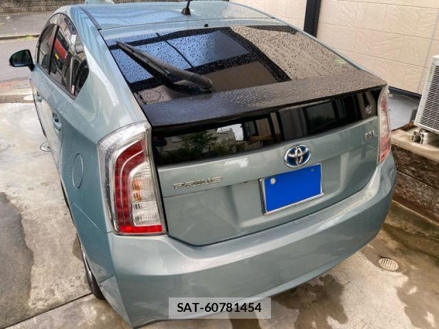 Toyota PRIUS 2012-08 8850411-2