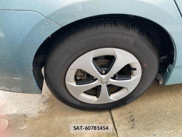 Toyota PRIUS 2012-08 8850411-6